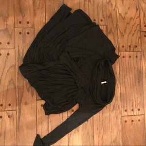 Off shoulder maternity dress